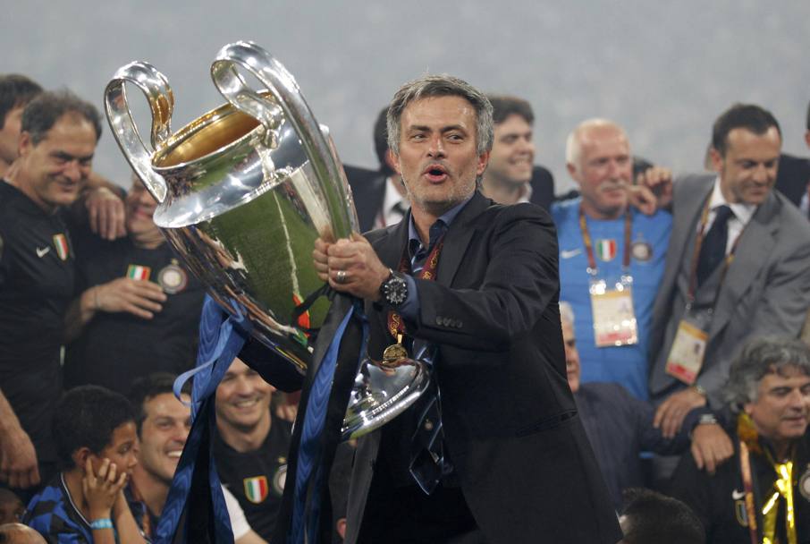 Giugno 2008, Mou  dell&#39;Inter: 5 trofei, tra cui il magico Triplete del 2010. Reuters